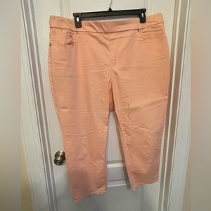 22W New Direction capri Excellent Condition Comfort waist Band